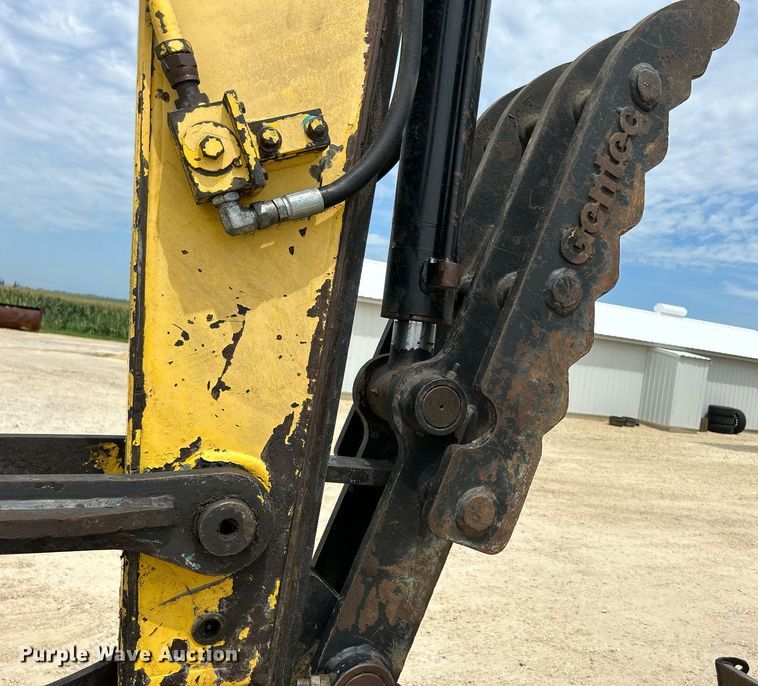 image for item DQ0871 2003 Kobelco SK115SRDZ  excavator