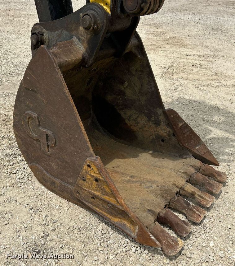 image for item DQ0871 2003 Kobelco SK115SRDZ  excavator