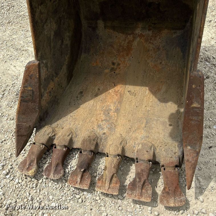 image for item DQ0871 2003 Kobelco SK115SRDZ  excavator