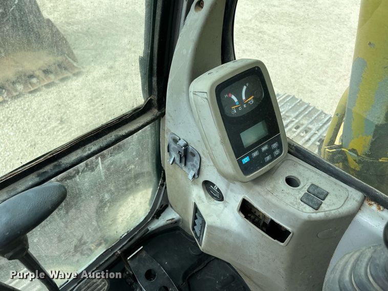 image for item DQ0871 2003 Kobelco SK115SRDZ  excavator