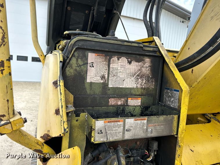 image for item DQ0871 2003 Kobelco SK115SRDZ  excavator