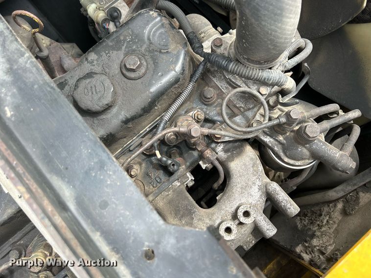 image for item DQ0871 2003 Kobelco SK115SRDZ  excavator