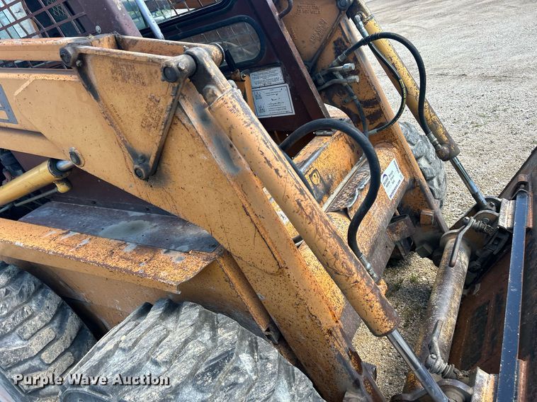 image for item DQ0894 Case 1845C  skid steer loader