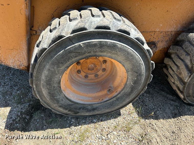 image for item DQ0894 Case 1845C  skid steer loader