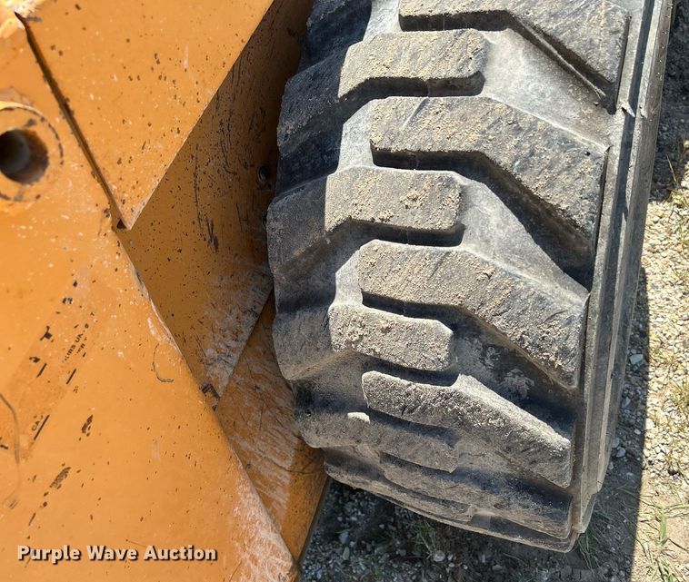 image for item DQ0894 Case 1845C  skid steer loader