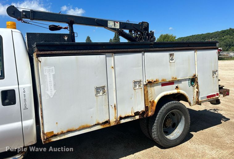 image for item DQ0895 2007 Ford F450 Super Duty  utility / service truck