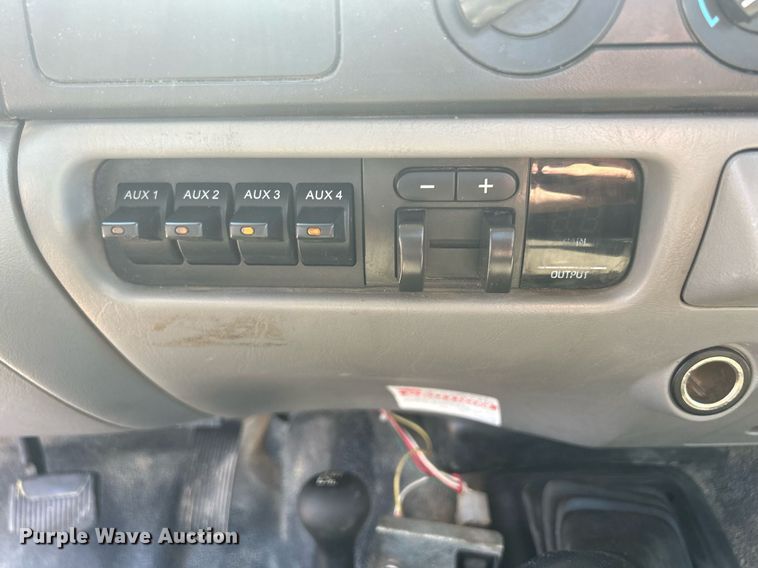 image for item DQ0895 2007 Ford F450 Super Duty  utility / service truck