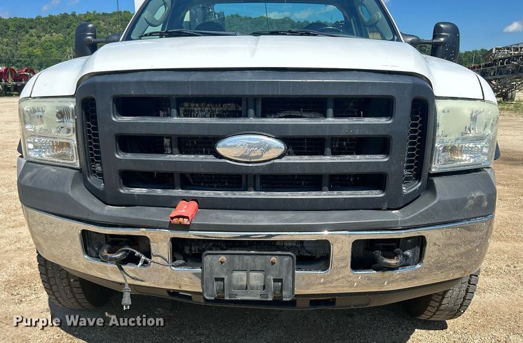image for item DQ0895 2007 Ford F450 Super Duty  utility / service truck