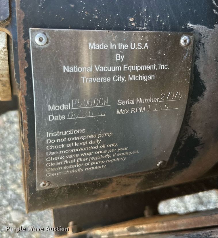 image for item DQ1339 2008 International  WorkStar 7400 vacuum truck