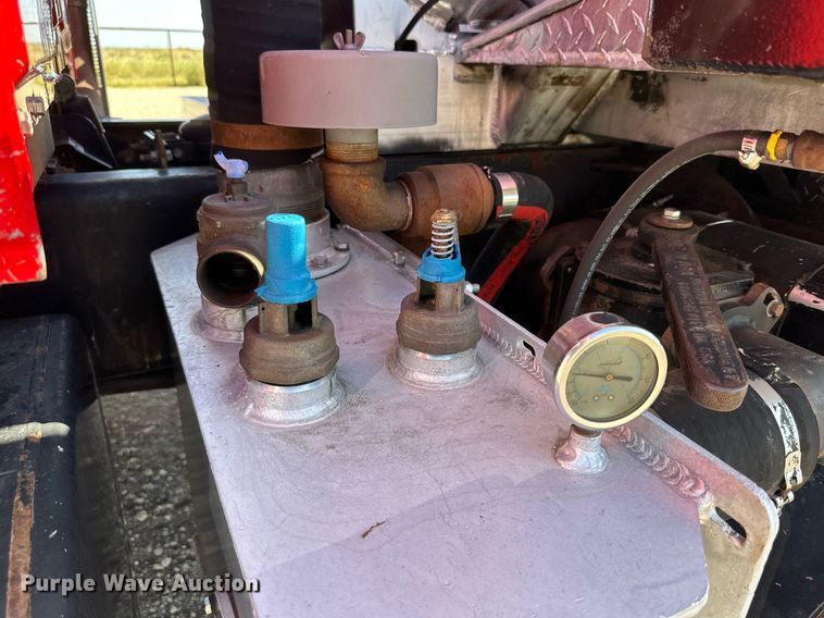 image for item DQ1339 2008 International  WorkStar 7400 vacuum truck