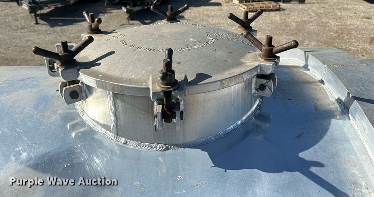 image for item DQ1339 2008 International  WorkStar 7400 vacuum truck