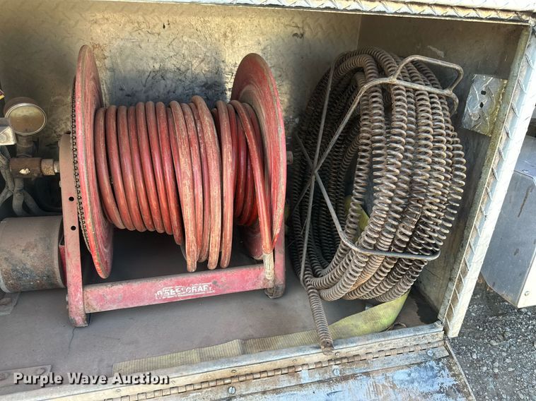 image for item DQ1339 2008 International  WorkStar 7400 vacuum truck