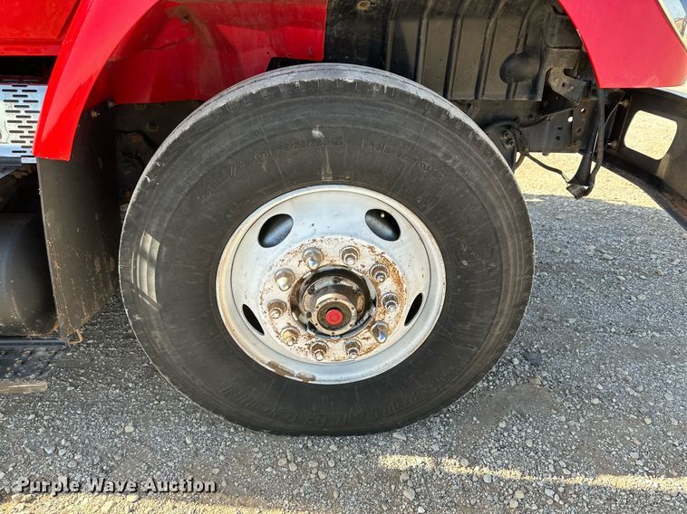 image for item DQ1339 2008 International  WorkStar 7400 vacuum truck