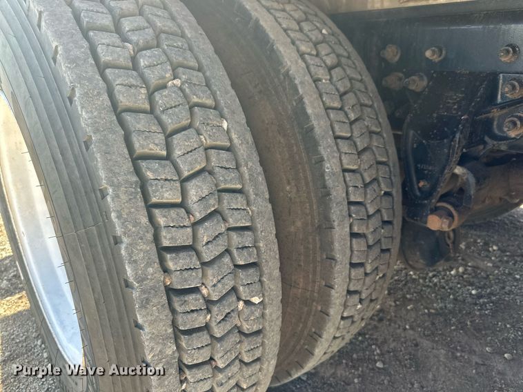 image for item DQ1339 2008 International  WorkStar 7400 vacuum truck