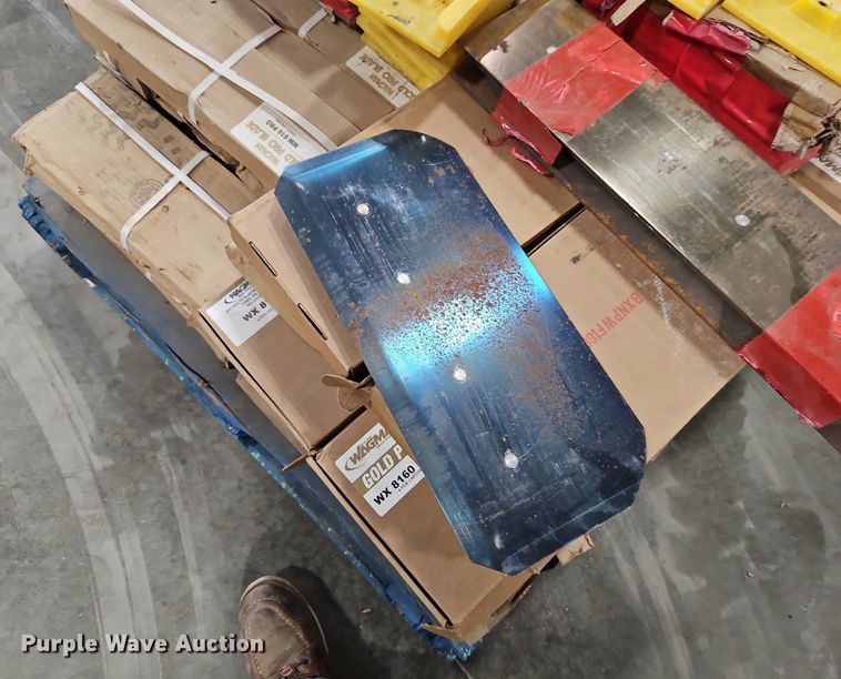 image for item DQ1802 Concrete trowel blades