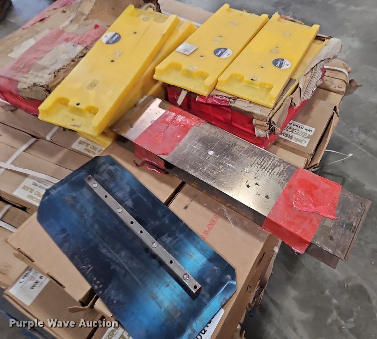 image for item DQ1802 Concrete trowel blades