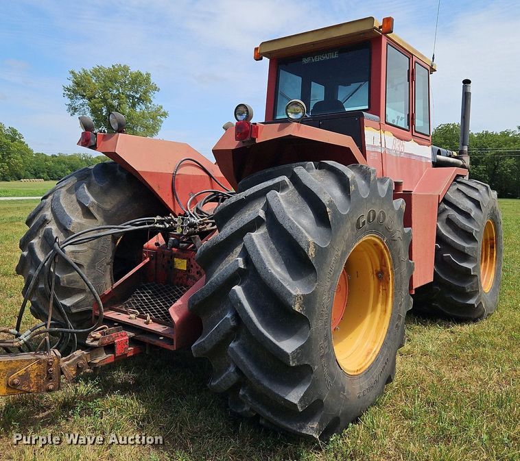 image for item DQ1825 1984 Versatile 835  tractor