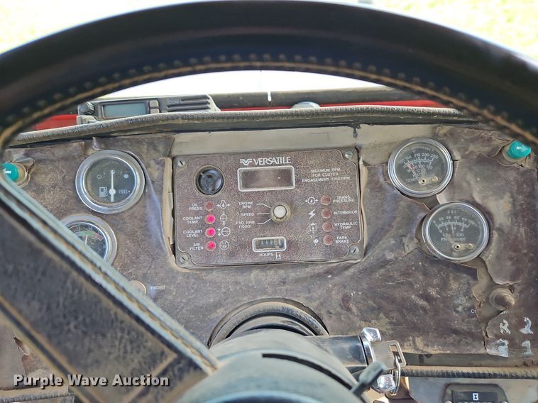 image for item DQ1825 1984 Versatile 835  tractor