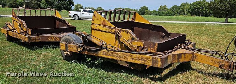image for item DQ1827 Soil Mover 7521  scraper