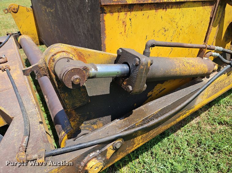 image for item DQ1827 Soil Mover 7521  scraper