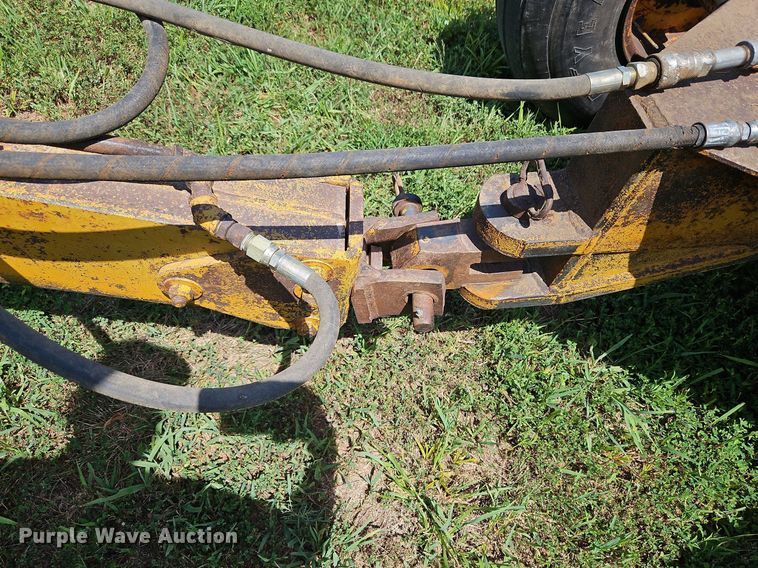 image for item DQ1827 Soil Mover 7521  scraper