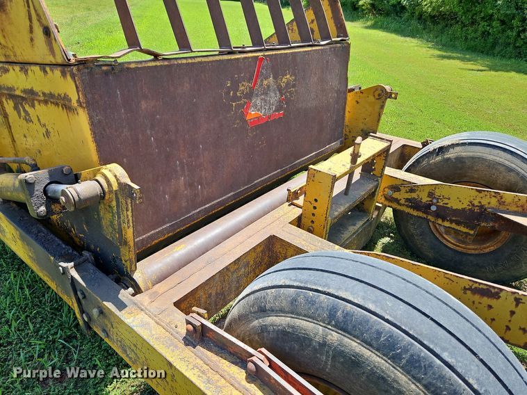 image for item DQ1827 Soil Mover 7521  scraper