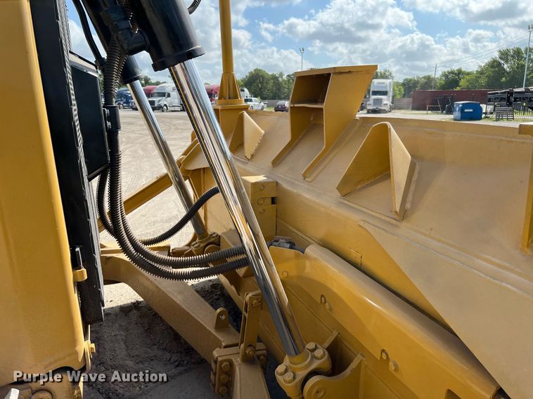 image for item DQ2127 2019 Caterpillar D6T XL  dozer