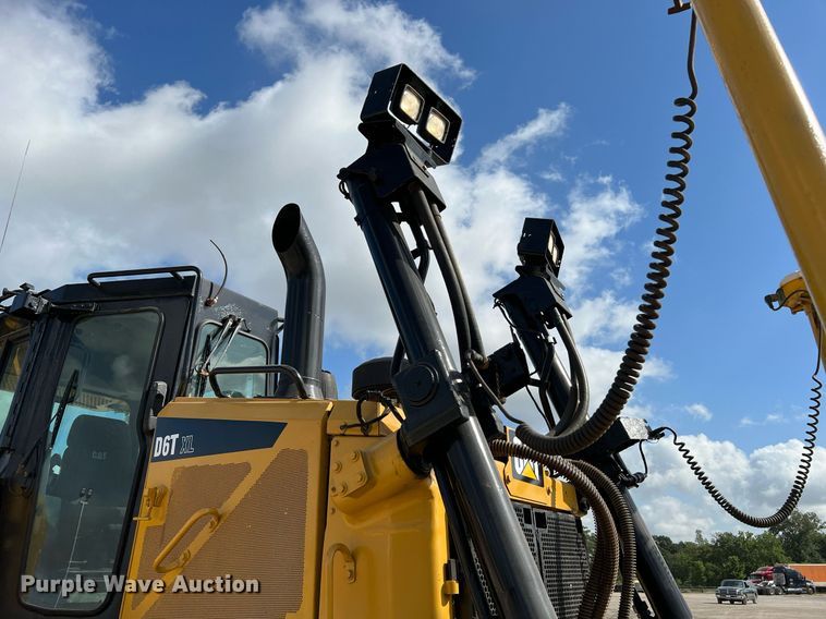image for item DQ2127 2019 Caterpillar D6T XL  dozer