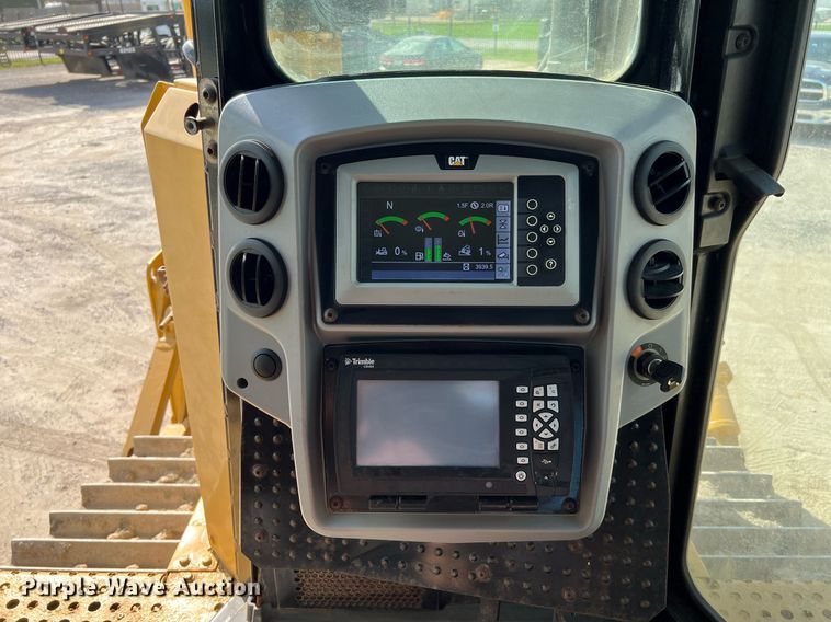 image for item DQ2127 2019 Caterpillar D6T XL  dozer