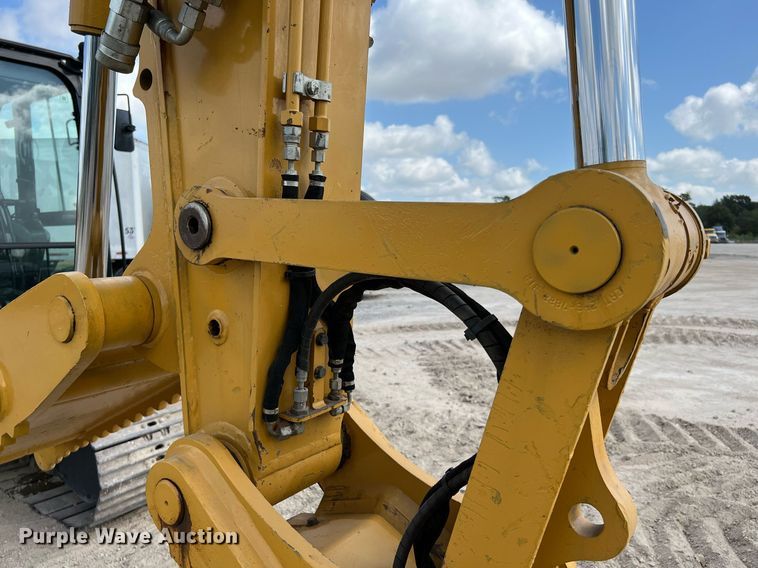 image for item DQ2128 2020 Caterpillar 313F L  excavator