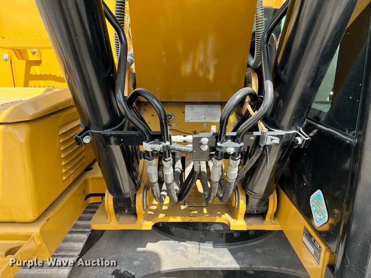 image for item DQ2128 2020 Caterpillar 313F L  excavator