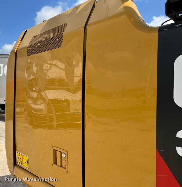 image for item DQ2128 2020 Caterpillar 313F L  excavator