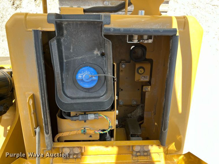 image for item DQ2128 2020 Caterpillar 313F L  excavator