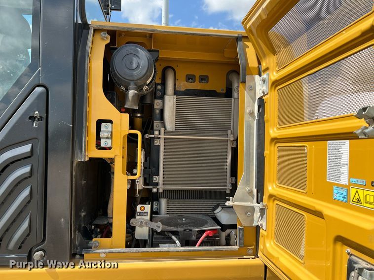 image for item DQ2128 2020 Caterpillar 313F L  excavator