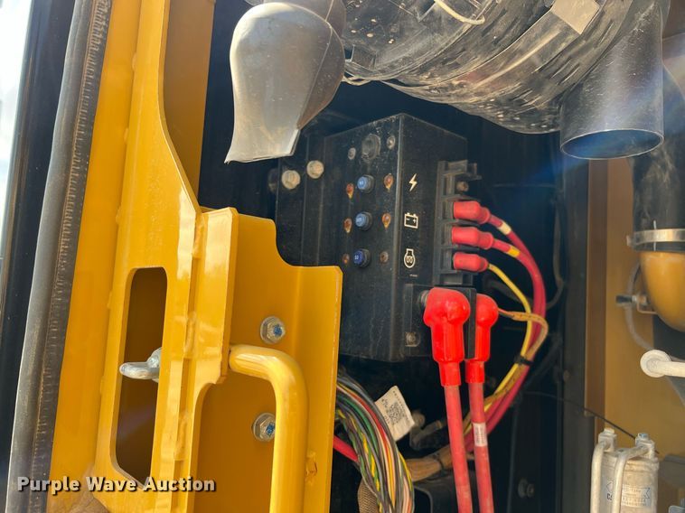 image for item DQ2128 2020 Caterpillar 313F L  excavator