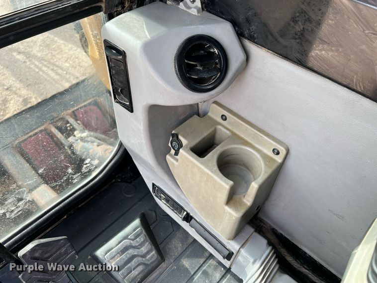 image for item DQ2131 2016 Caterpillar 308E2 CR  mini excavator