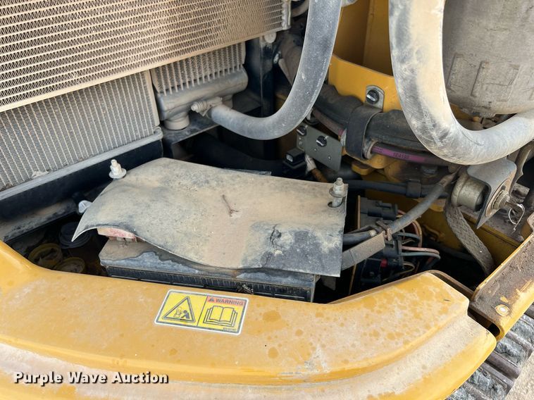 image for item DQ2131 2016 Caterpillar 308E2 CR  mini excavator