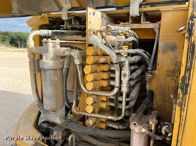 image for item DQ2131 2016 Caterpillar 308E2 CR  mini excavator