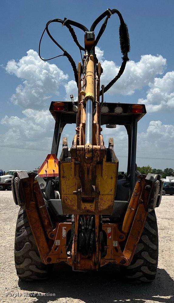 image for item DQ2136 2004 Case 580 Super M Series 2  backhoe