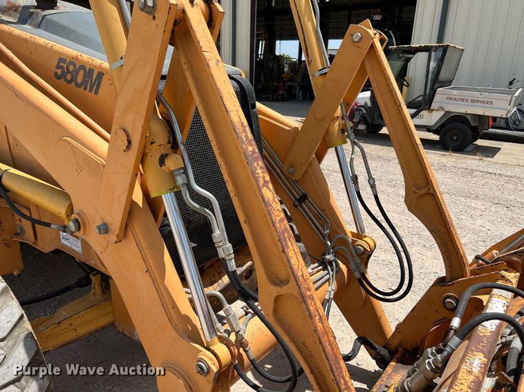 image for item DQ2136 2004 Case 580 Super M Series 2  backhoe