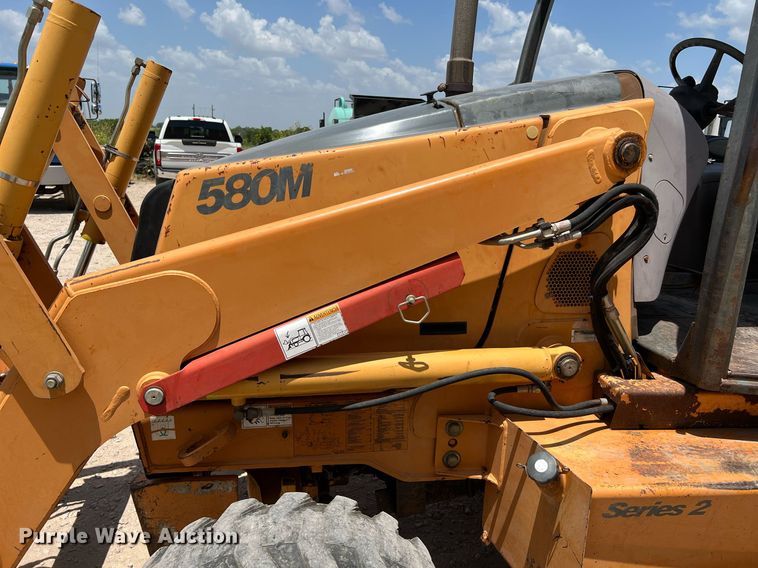 image for item DQ2136 2004 Case 580 Super M Series 2  backhoe