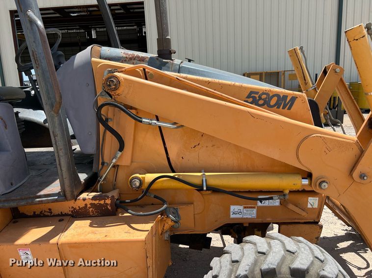 image for item DQ2136 2004 Case 580 Super M Series 2  backhoe