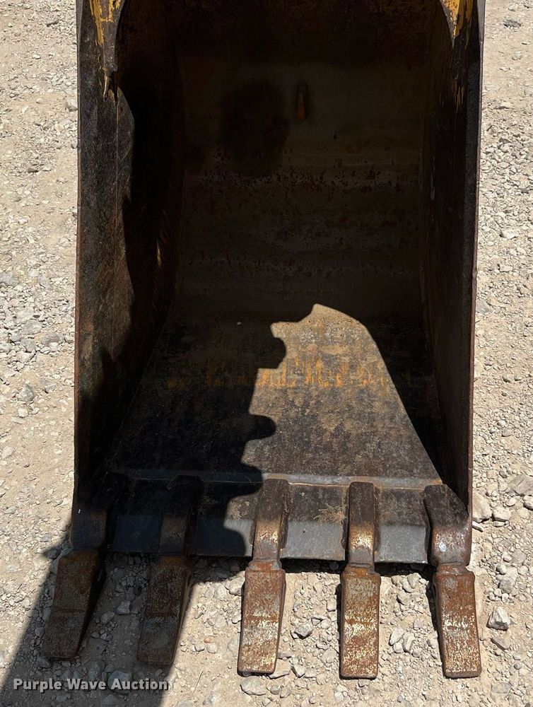 image for item DQ2136 2004 Case 580 Super M Series 2  backhoe