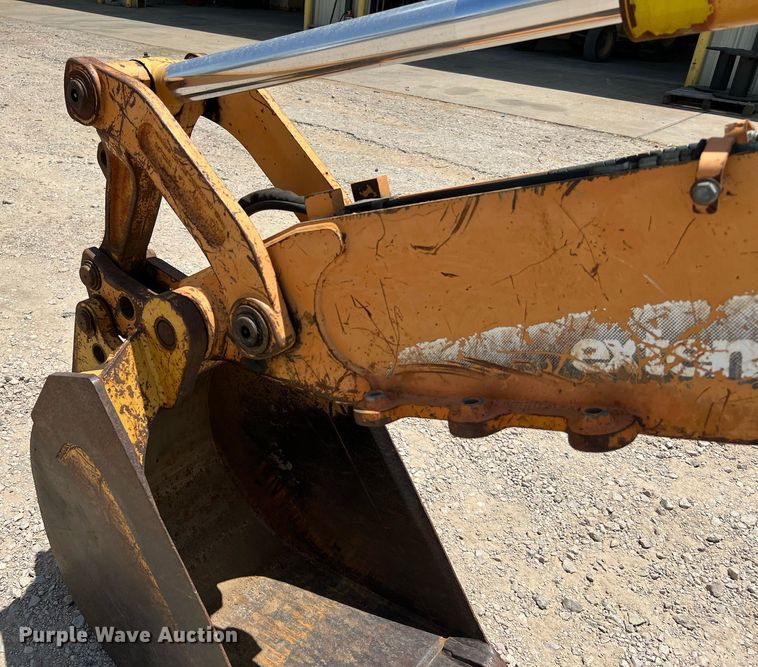 image for item DQ2136 2004 Case 580 Super M Series 2  backhoe