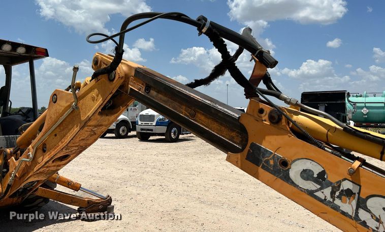 image for item DQ2136 2004 Case 580 Super M Series 2  backhoe