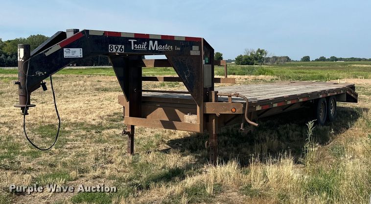 image for item DQ7350 2006 Trail Master  equipment trailer