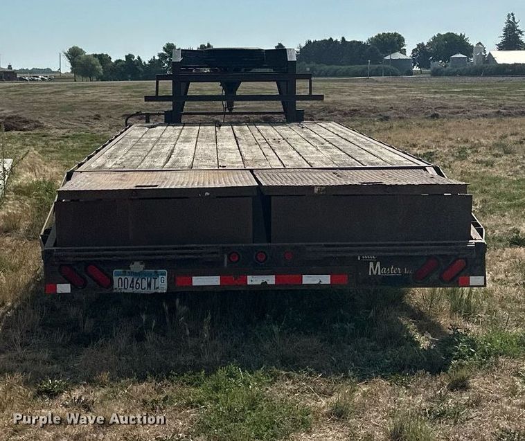 image for item DQ7350 2006 Trail Master  equipment trailer