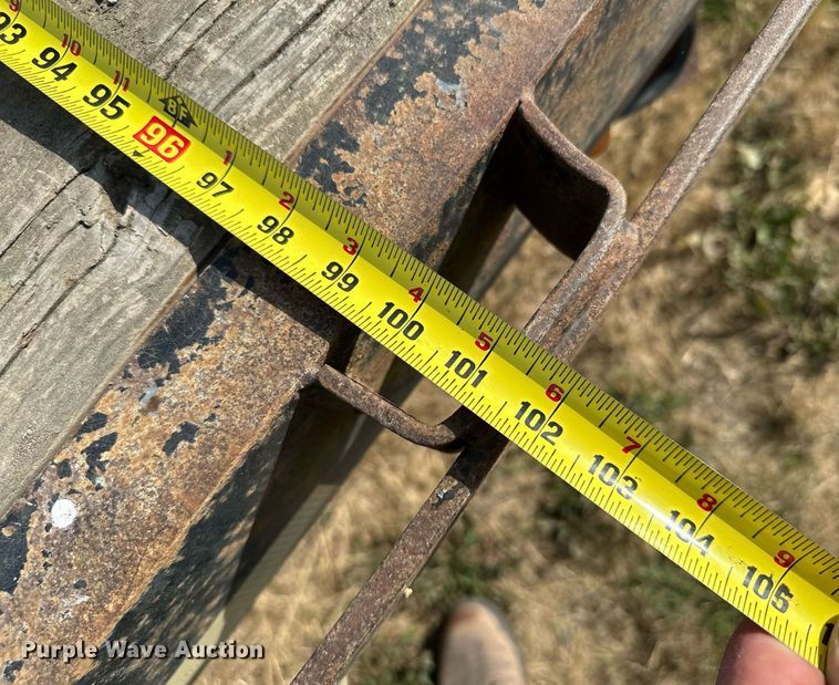 image for item DQ7350 2006 Trail Master  equipment trailer