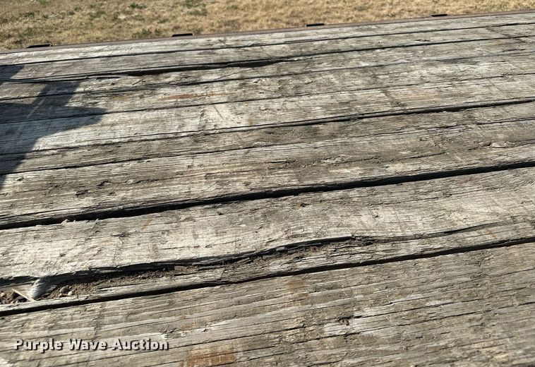 image for item DQ7350 2006 Trail Master  equipment trailer