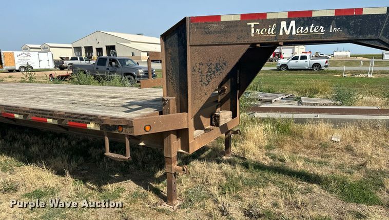 image for item DQ7350 2006 Trail Master  equipment trailer